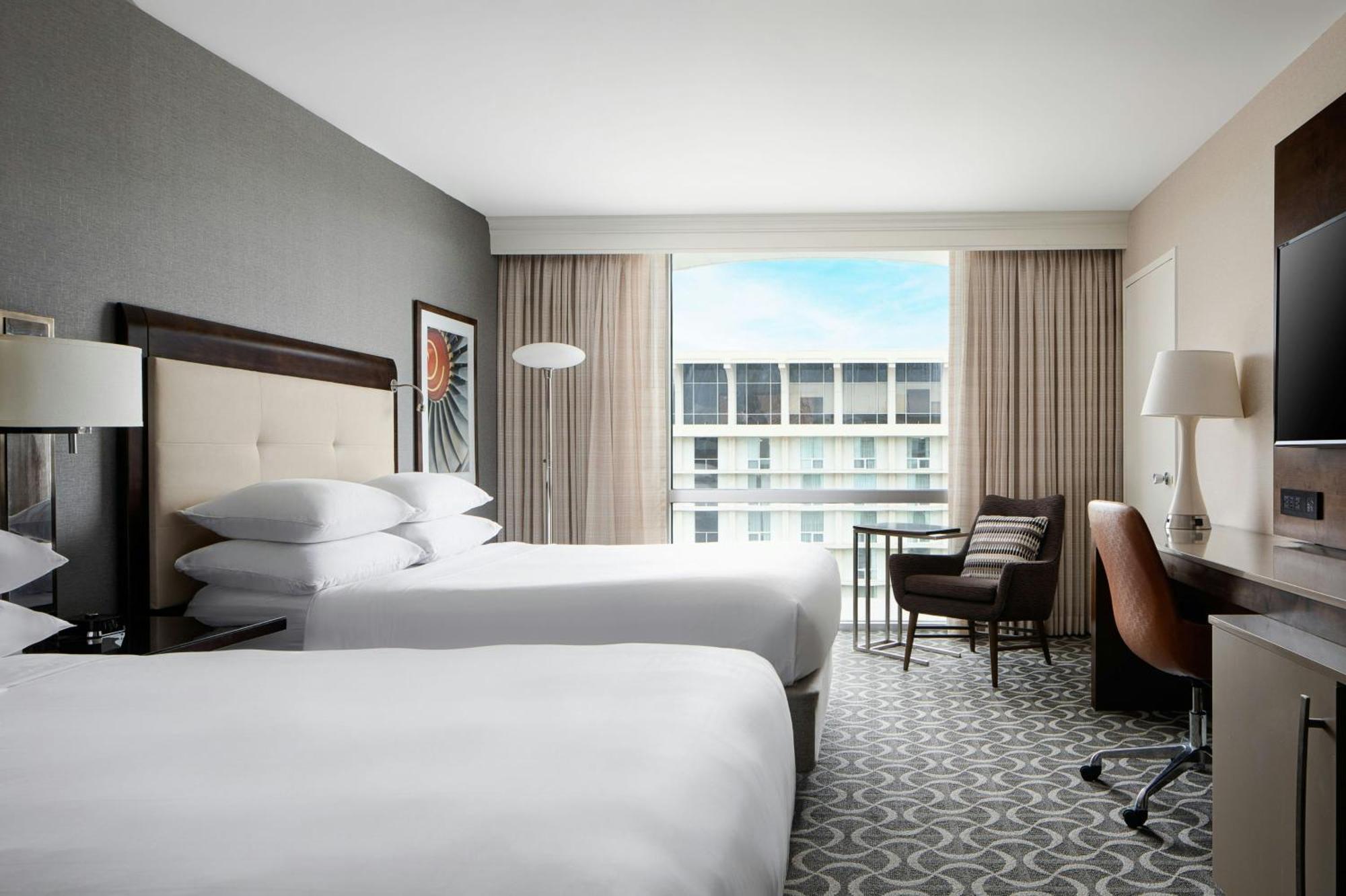 Marriott St. Louis Airport Hotel Edmundson Exterior foto